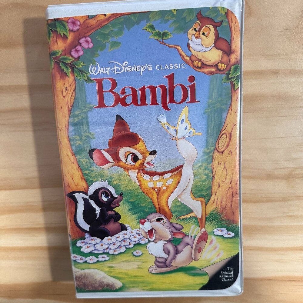 Bambi (1942) Black Diamond/The Classics Edition VHS (Clamshell *Tested*)